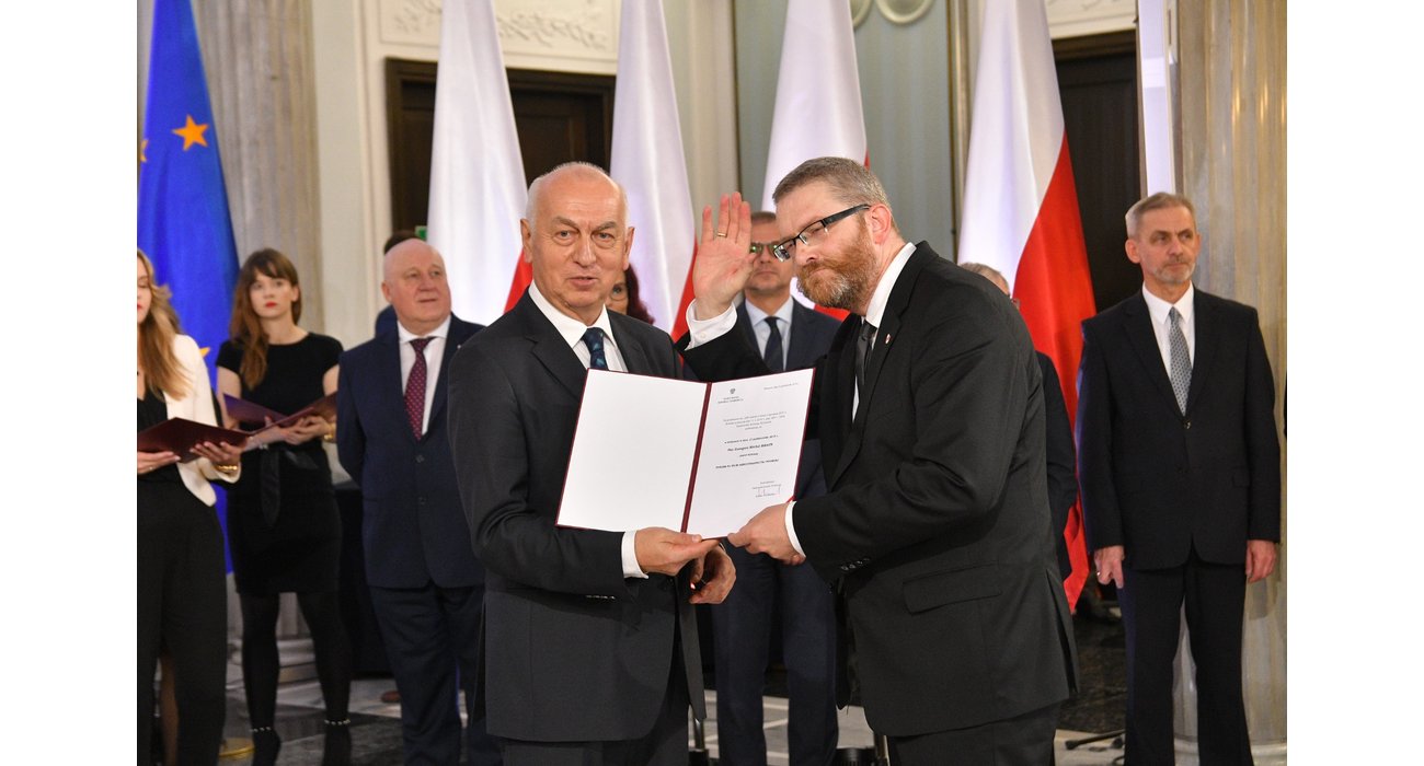 Autorstwa Sejm RP, CC BY 2.0,